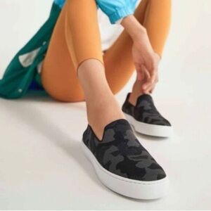 Rothy's NWOT The Original Slip On Sneakers in Black and Gray Camo Print